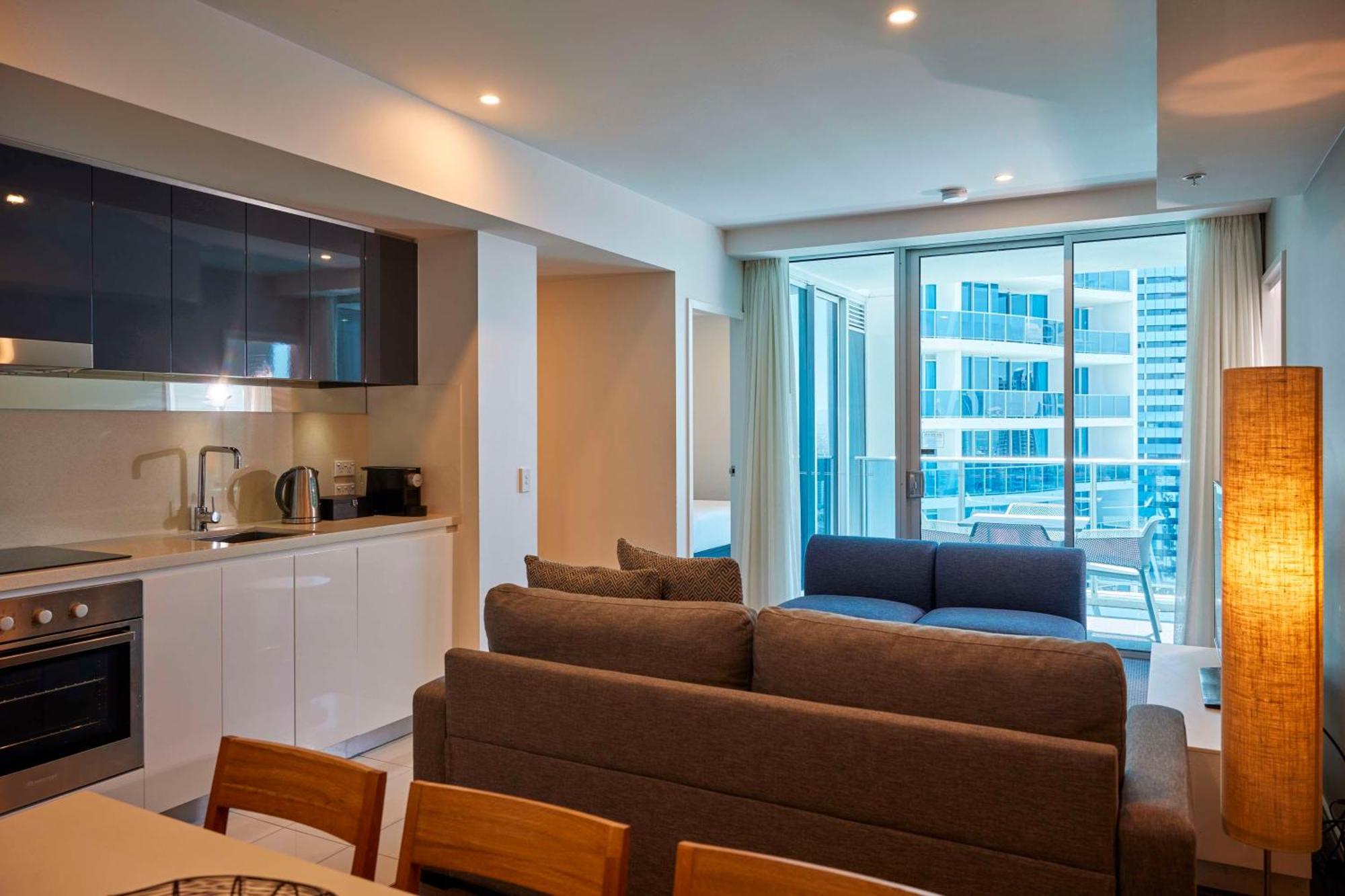 Resort Hilton Surfers Paradise & Residences 5*