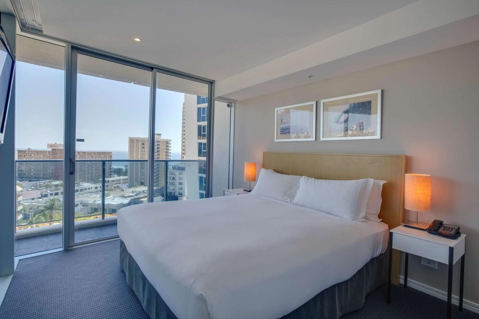 Hilton Surfers Paradise & Residences